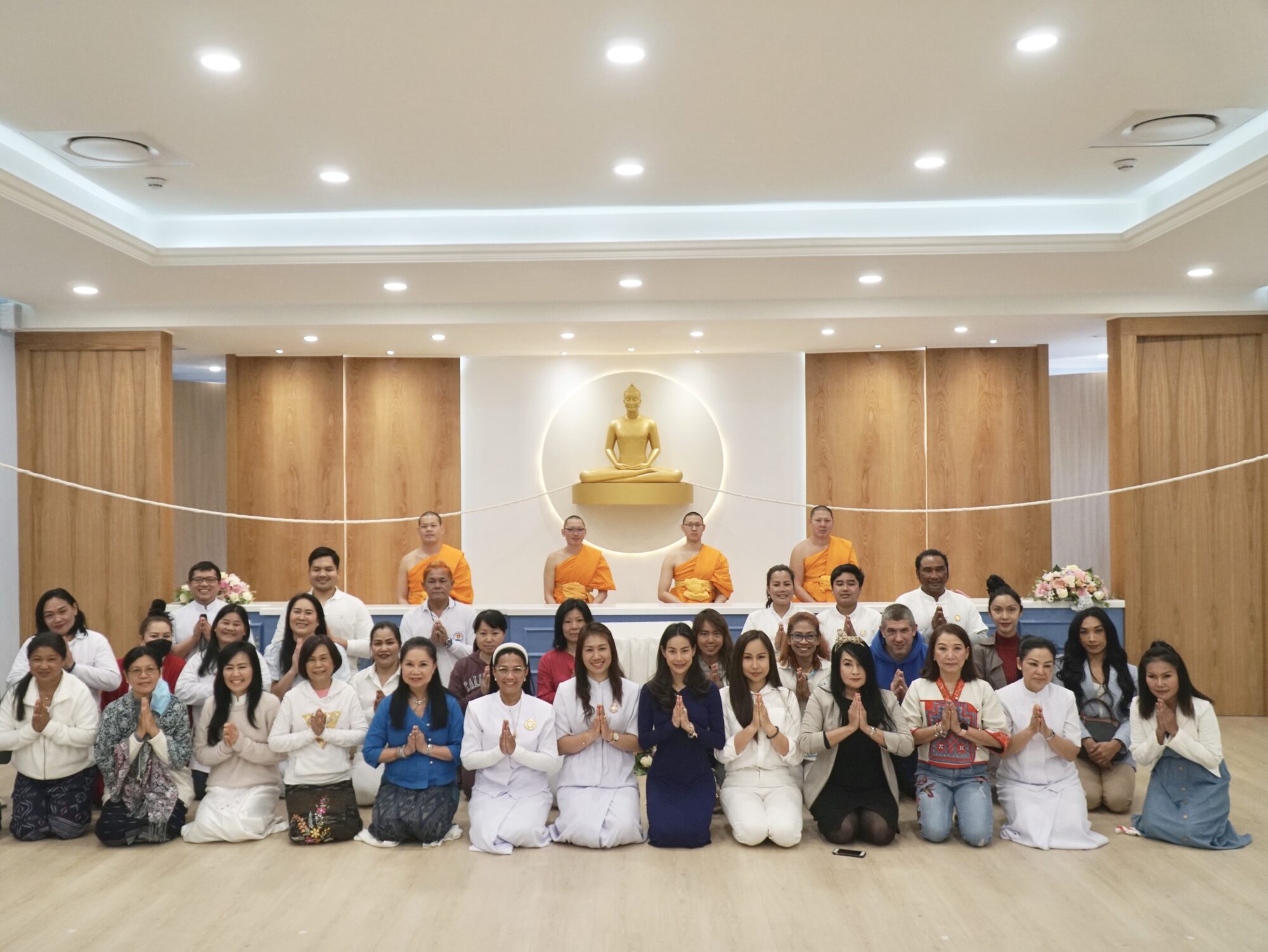 The ceremony of establishing the Buddha image